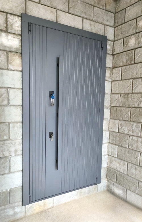 С длинной ручкой