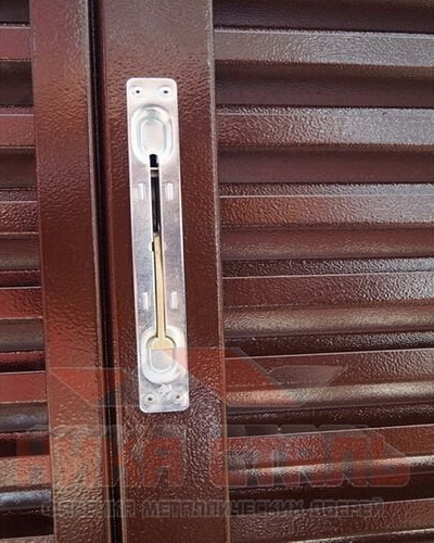 Двустворчатые ставни-жалюзи на окно Двустворчатые ставни-жалюзи на окно