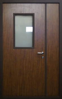 Тамбурная дверь на площадку Тамбурная дверь на площадку