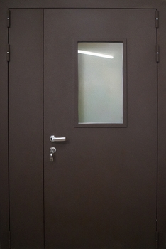 Тамбурная дверь на площадку Тамбурная дверь на площадку